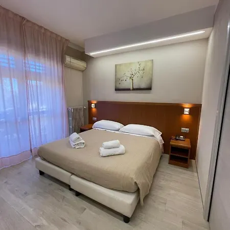 Rinaldo 3*