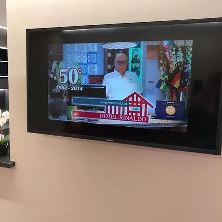 Hotel & Rinaldo Borgomanero