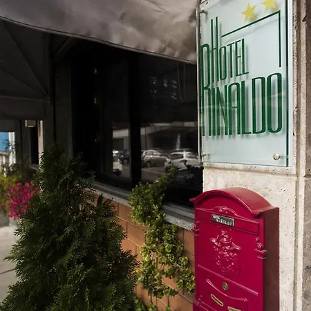 Hotel & Rinaldo 3*