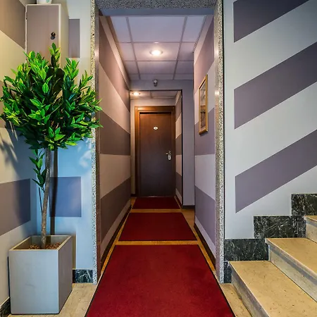 Hotel & Rinaldo Borgomanero